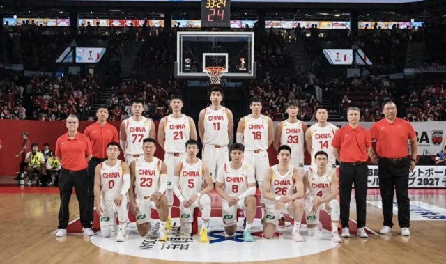 中国男篮VS中国台北，首发出炉：赵睿+大秋+王浩然+朱俊龙+贺希宁