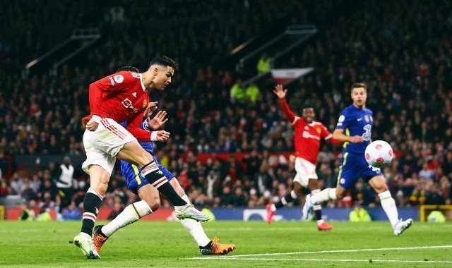 55体育在线直播-林良锋：C罗拖累队友？他是曼联遮羞布！