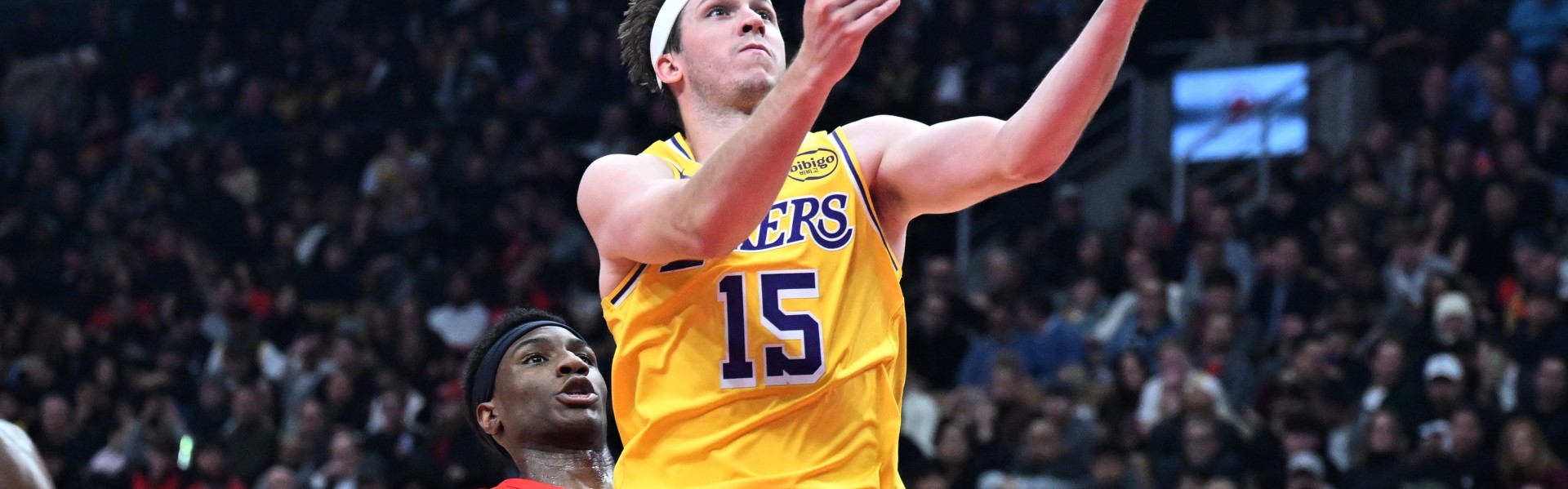 Amick ：目前来看湖人今夏将给里夫斯“巨额合同” 可签5年2.4亿